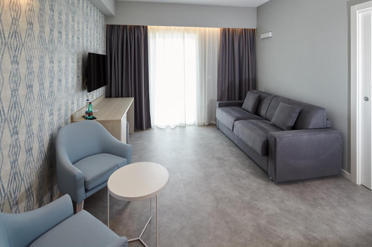 מלון וילאפיאנה Aldiana Club Calabria מראה חיצוני תמונה